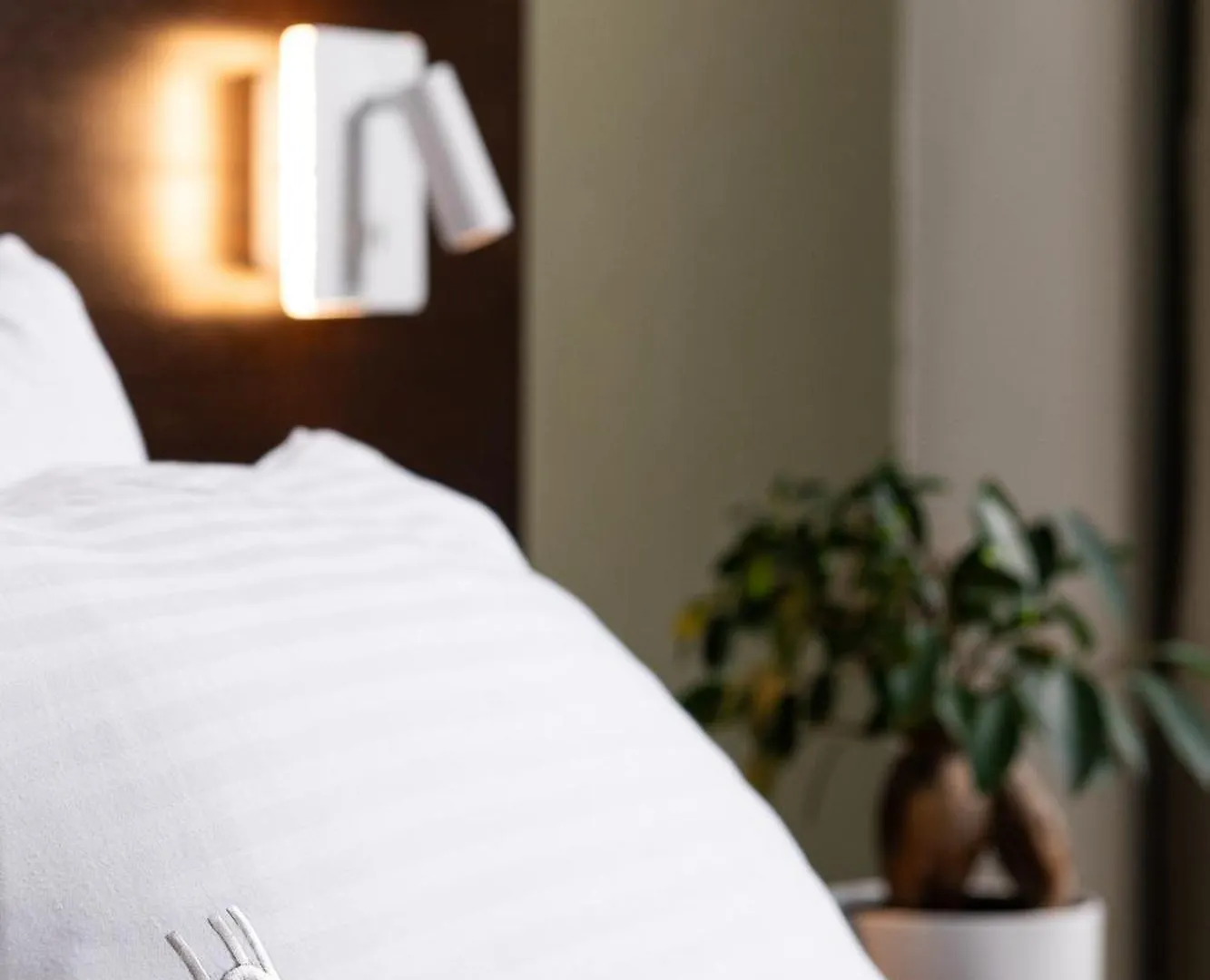 ****  Heaven Hotel Thessaloniki Airport Neon Rysion Greece